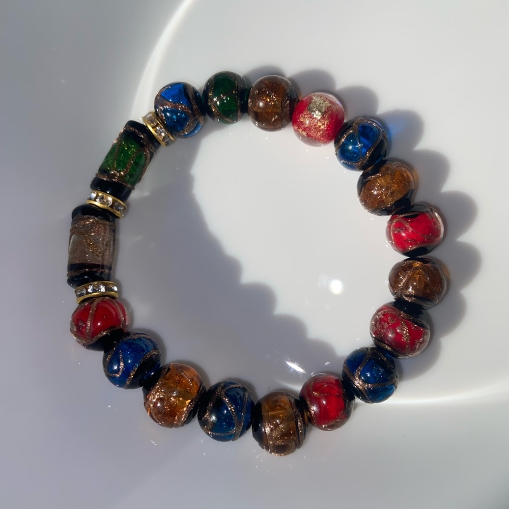 Beautiful vintage look - multi color glass beads bracelet